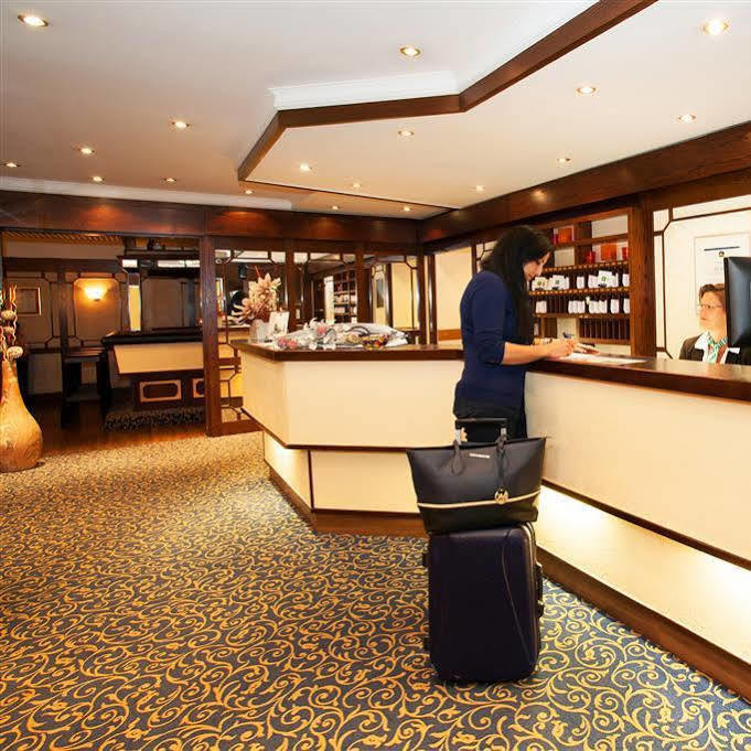 Hotel Sure By Western Ambassador Düsseldorf